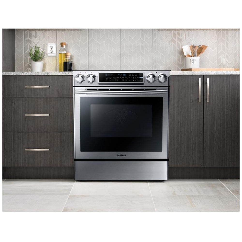 Samsung 30 Inch Electric Range Self-Cleaning Convection 5 Burners 5.8 cu. ft. ft. capacity NE58F9500SS