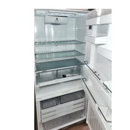 Fisher & Paykel 32 Inch Freestanding Refrigerator 17.5 cu.ft. with Ice & Water Previously Owned RF170BRPUX6